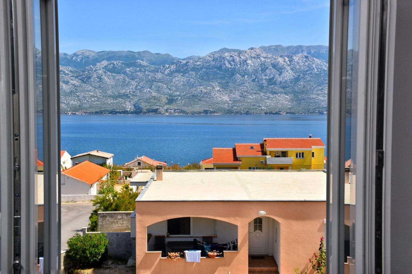 Apartments Mino Ražanac Esterno foto