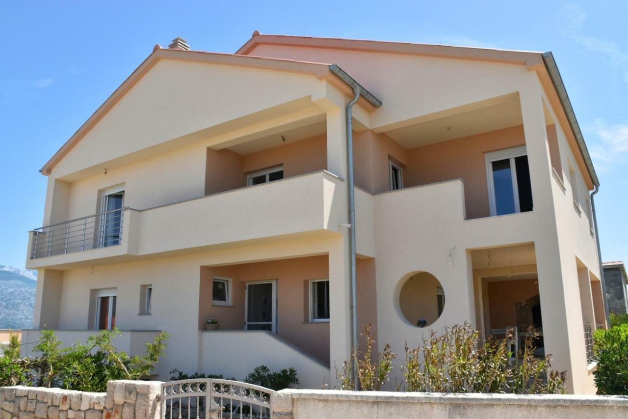 Apartments Mino Ražanac Esterno foto